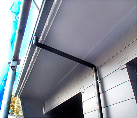 伊藤瓦店：雨樋工事